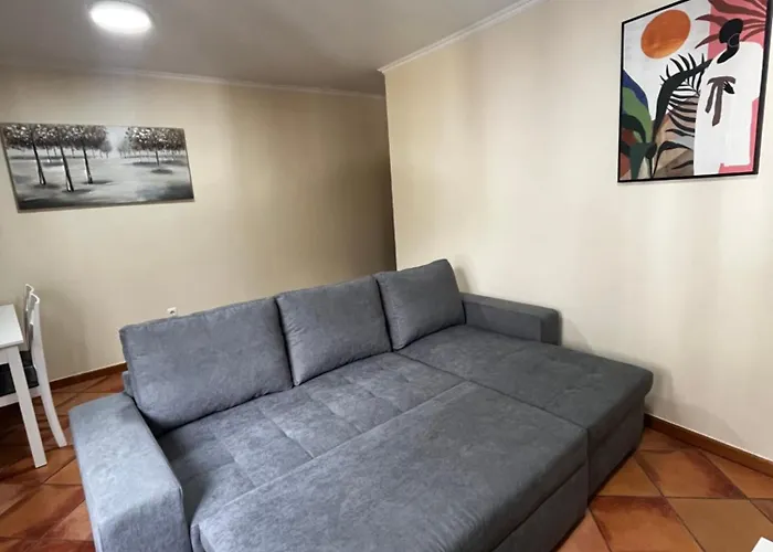 Machico Village Apartment - Private Terrace & Car Park Apartamento