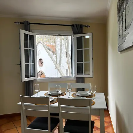 Apartment Village - Private Terrace & Car Park Machico (Madeira)