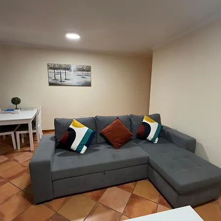 Village - Private Terrace & Car Park Apartment *